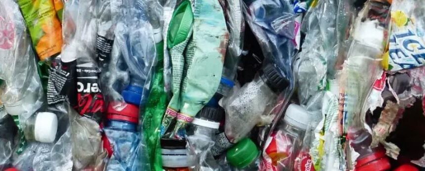 Re-looping | Reciclatge de plàstics 2.0