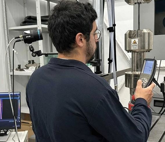 1 AIMPLAS redueix els temps d’assaig per predir el rendiment i la durabilitat dels components plàstics