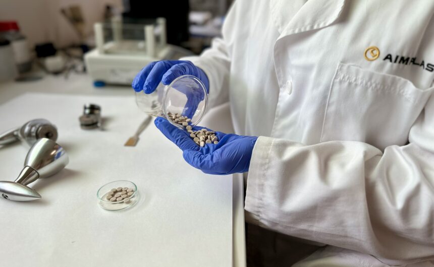 BIOENCAPSULACIÓ 2 cápsulas 3 AIMPLAS controla plagues gràcies a productes de plasticultura