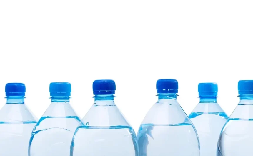 132351-1 Corea del Sud farà obligatori l’ús de plàstic reciclat en ampolles