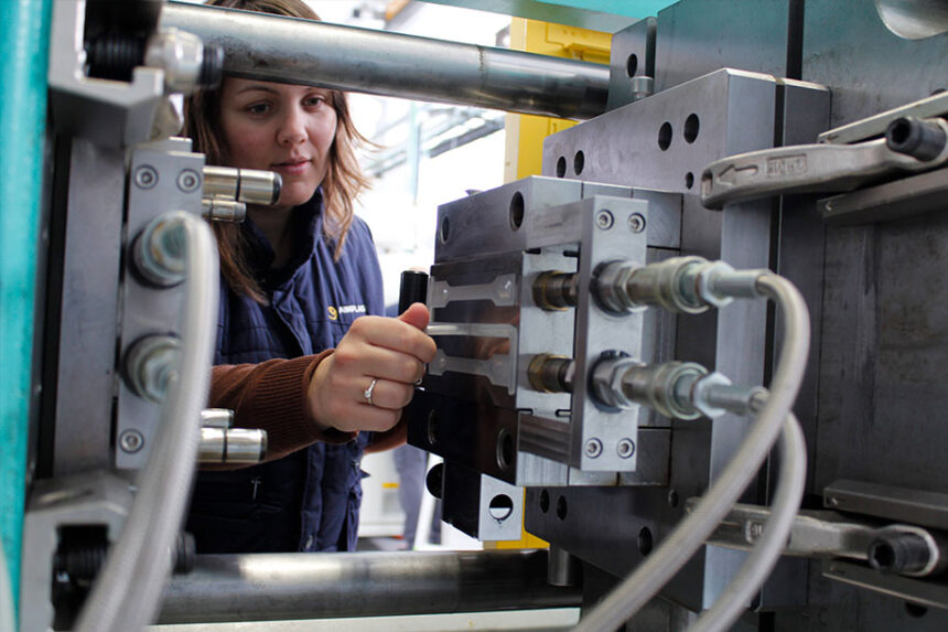 23 de setembre – 17 de desembre | Injecció de material plàstic. Processament i paràmetres de control