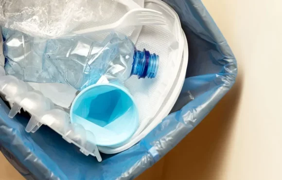 Carreteres sostenibles: quan el plàstic es converteix en paviment ecològic