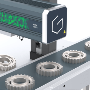 10w_gravotech_laserproductionline_25 Làser industrial MOPA: precisió i traçabilitat avançada per a plàstics