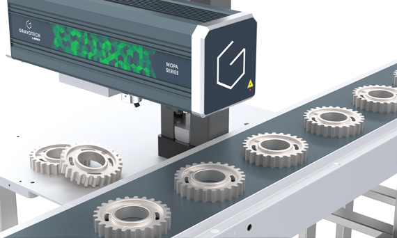 10w_gravotech_laserproductionline_25 Làser industrial MOPA: precisió i traçabilitat avançada per a plàstics
