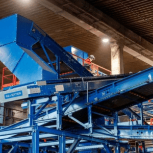 Nova tecnologia al Vallès Occidental per recuperar més plàstics i reduir la fracció resta