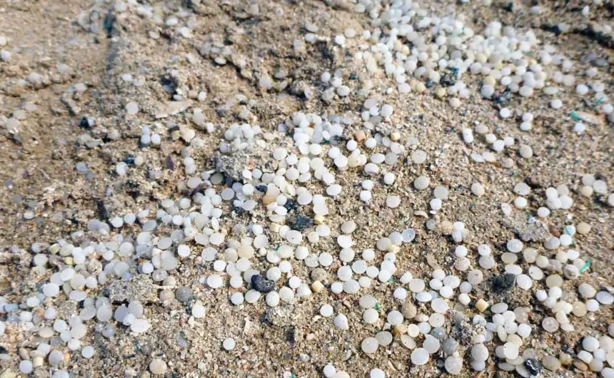 Nova regulació de la UE per controlar la gestió dels pèl·lets de plàstic