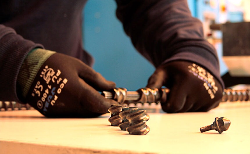 Del 10 al 11 de desembre | COMPOUNDING: l’art de barrejar, reforçar o additivar plàstics