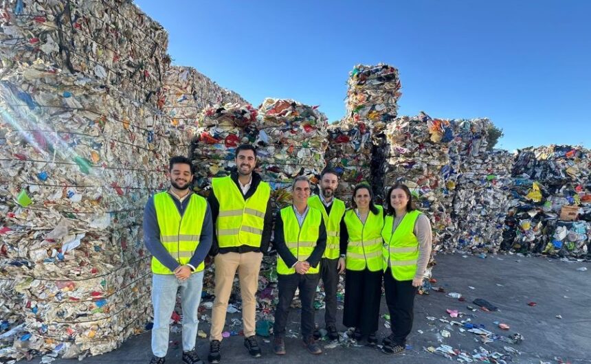 Membres d'ANARPLA visiten Eslava Plàsticos