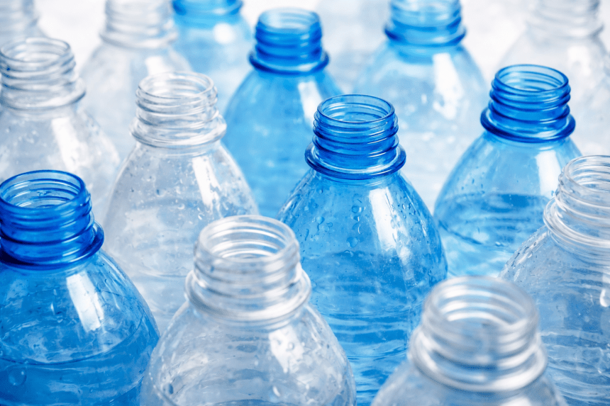 La UE vol endurir els controls a les importacions de plàstics per blindar el reciclatge europeu