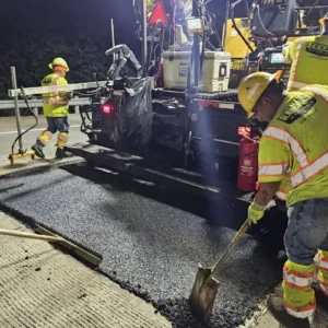 Texas prova asfalt amb plàstic reciclat per durar més