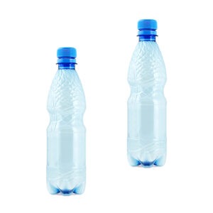 La UE fixa com calcular el plàstic reciclat en ampolles