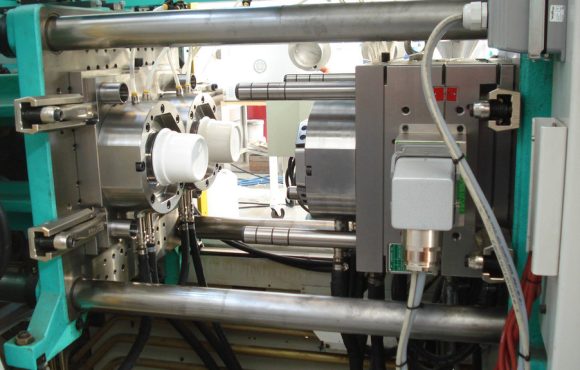 Títol professional en Injecció i motlles